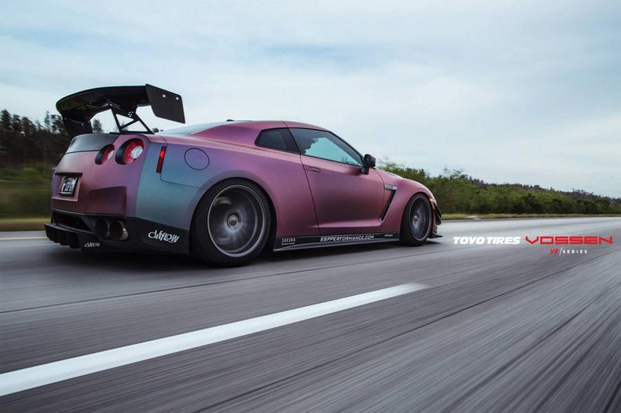  Nissan GT-R by Vossen 2014 года  (фото 14 из 18)